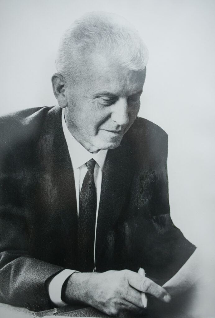 Official portrait of Eduard Gerecke, IFAC President 1960-1963