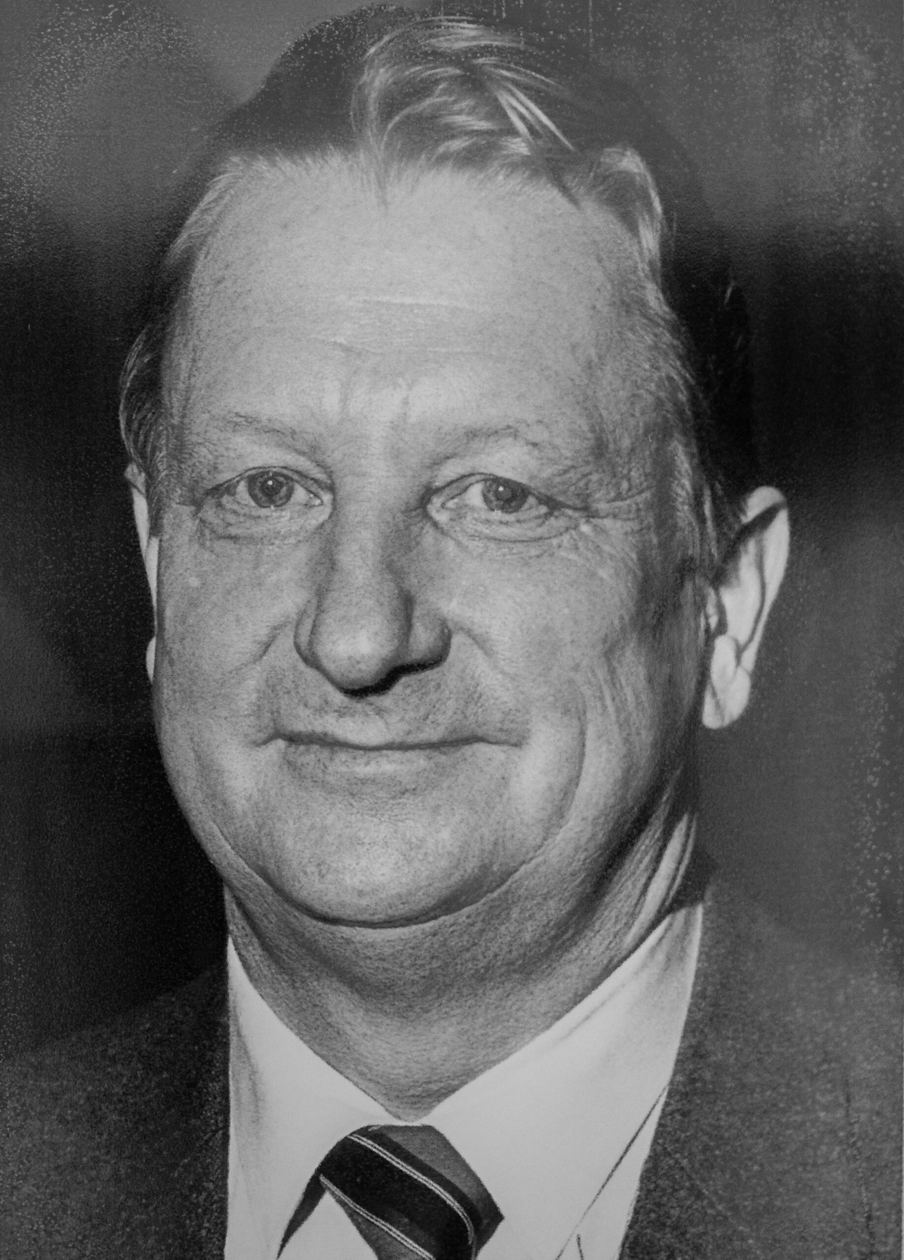 Official Picture 1984-1987 IFAC President Manfred Thoma