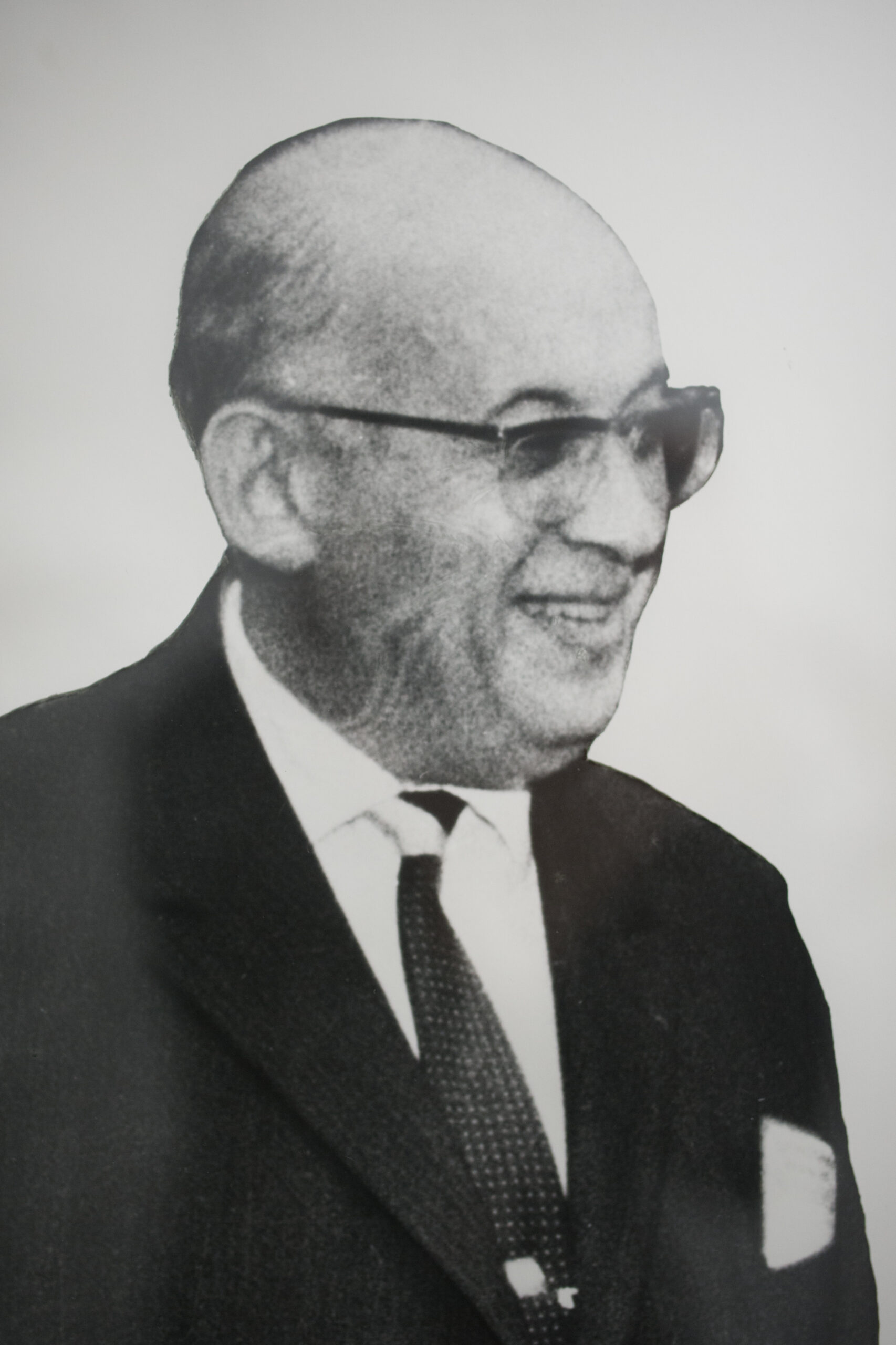 Official Picture 1969-1972 IFAC President Victor Broida